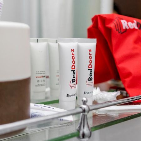 Reddoorz Plus Near Mall Bali Galeria 2 Denpasar  Ngoại thất bức ảnh
