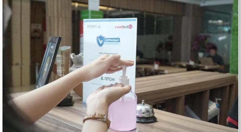 Reddoorz Plus Near Mall Bali Galeria 2 Denpasar  Ngoại thất bức ảnh