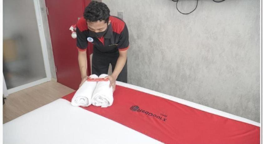 Reddoorz Plus Near Mall Bali Galeria 2 Denpasar  Ngoại thất bức ảnh