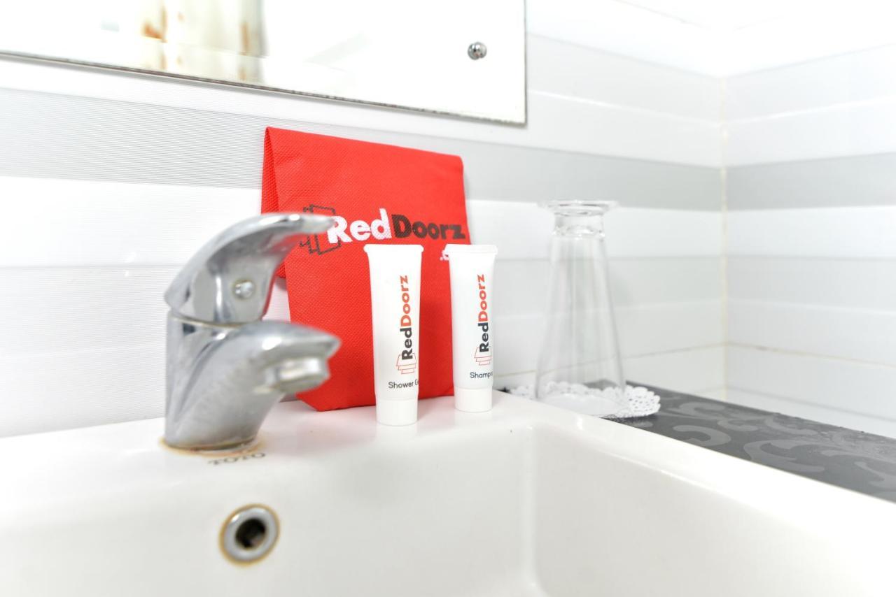 Reddoorz Plus Near Mall Bali Galeria 2 Denpasar  Ngoại thất bức ảnh
