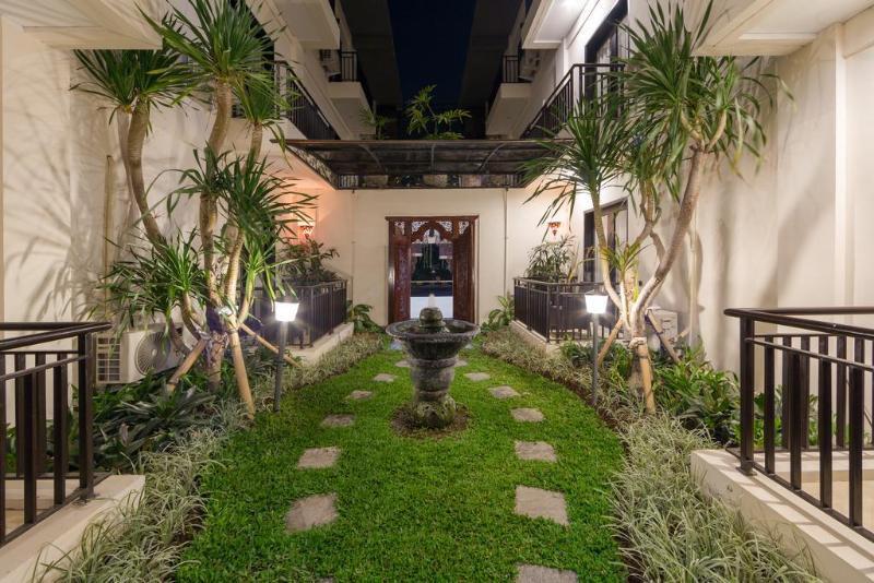 Reddoorz Plus Near Mall Bali Galeria 2 Denpasar  Ngoại thất bức ảnh